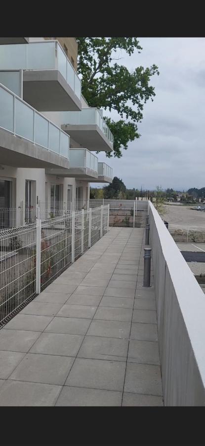 Appartement Avec Balcon/Terrasse Monteux Kültér fotó