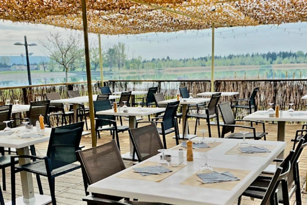 Appartement Avec Balcon/Terrasse Monteux Kültér fotó